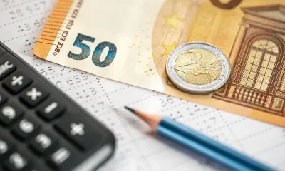 Almanya’da kredi puanı sistemi olarak kullanılan SCHUFA modeli 2026 yılında değişti. Yeni sistem kredi notunun daha şeffaf hesaplanmasını sağlayacak.